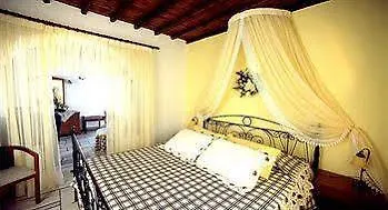 Mr & Mrs White Hotel Tinos